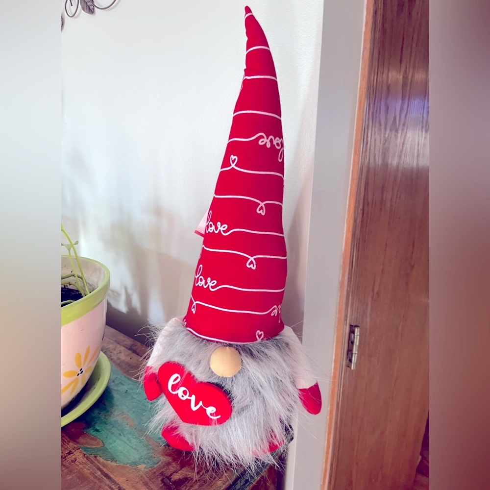 20” tall Valentines Gnome with love heart